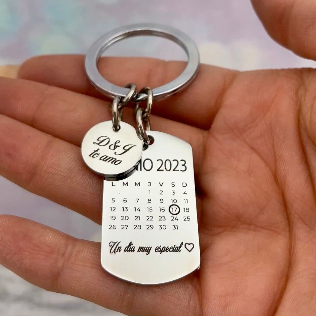 "Siempre Unido a Ti" pack de 2 Llaveros personalizados + box de regalo