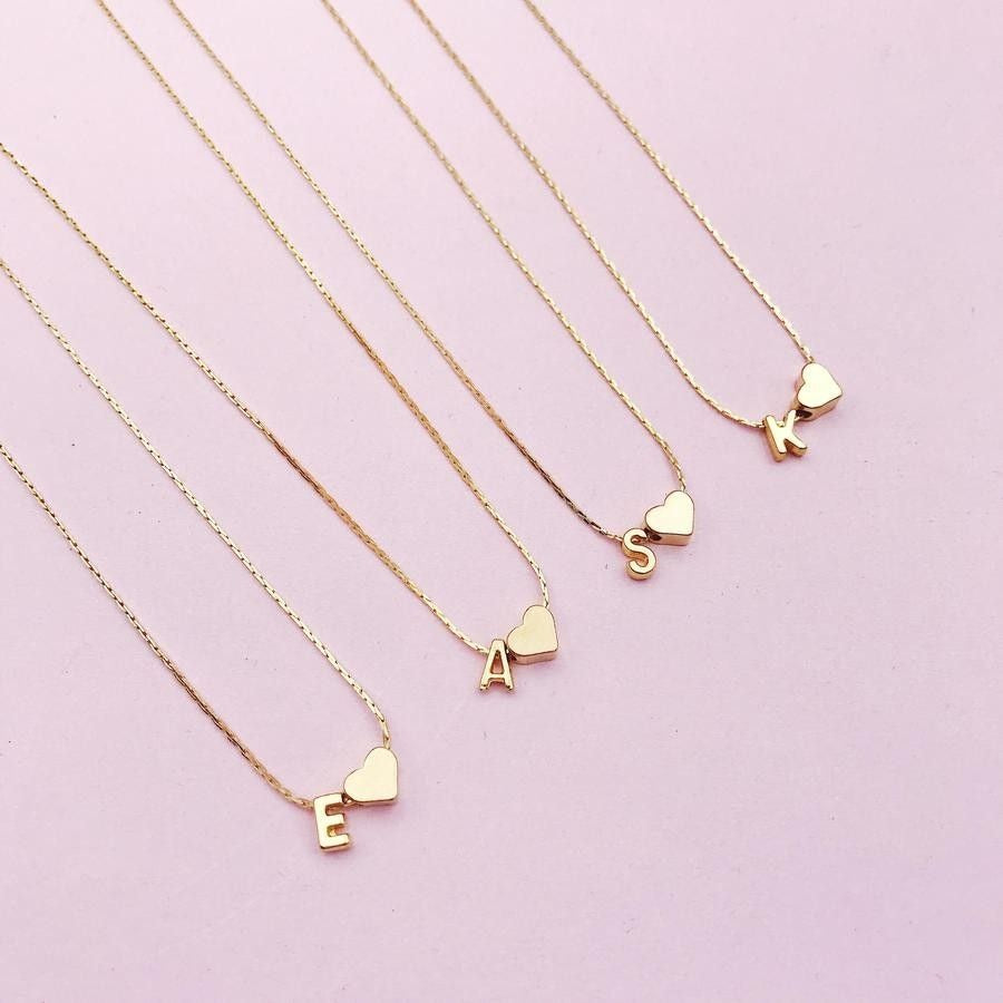 "Love Tag" Collar con Inicial + Box de Regalo