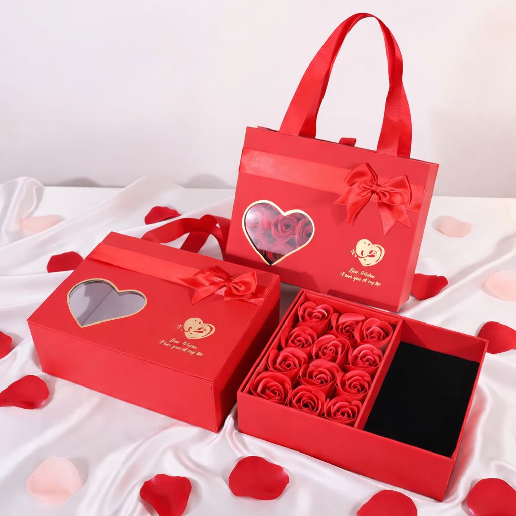 "Amor Eterno" Collar Personalizado para Mamá + Box de Rosas